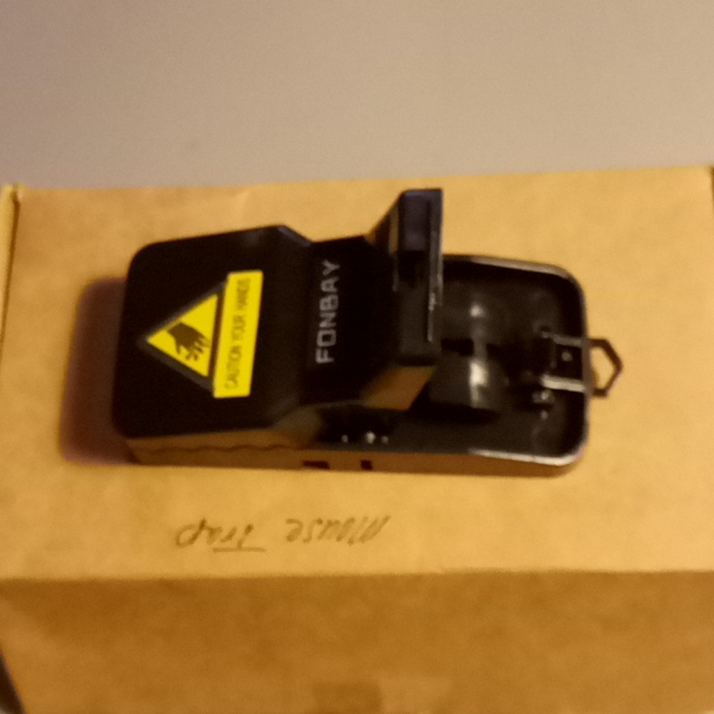 Mouse trap - Picture 4 of 4